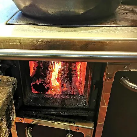 Hotel Chasa De Capol - Historische Gaststaette & Weinkellerei Santa Maria Val Muestair