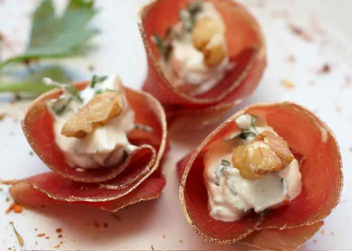 Chasa De Capol - Historische Gaststaette & Weinkellerei 酒店 圣玛利亚瓦尔姆斯塔尔