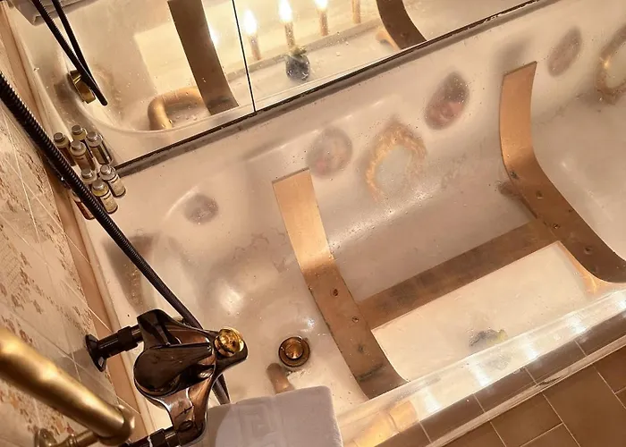 Chasa De Capol - Historische Gaststaette & Weinkellerei 3*