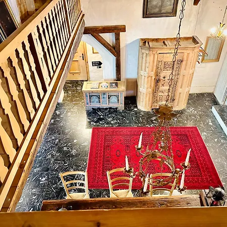 Chasa De Capol - Historische Gaststaette & Weinkellerei 산타 마리아 발 뮈슈테르