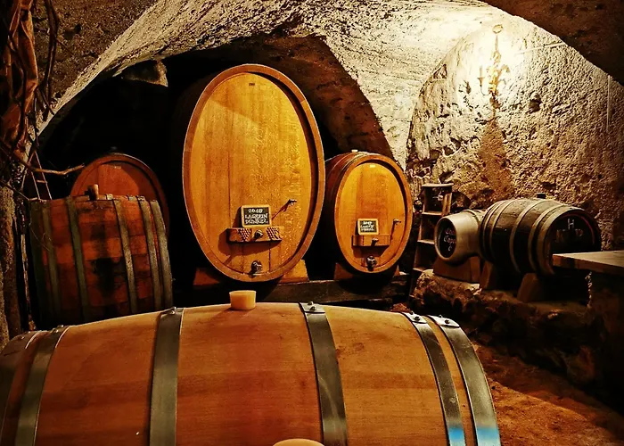 Chasa De Capol - Historische Gaststätte&weinkellerei 3* Santa Maria Val Muestair